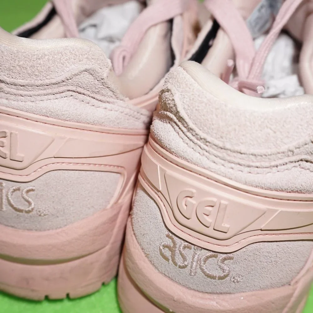 ASICS - Picture 4 of 4